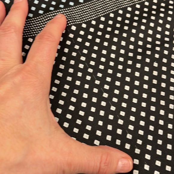 Vince Camuto - Picture 8 of 8